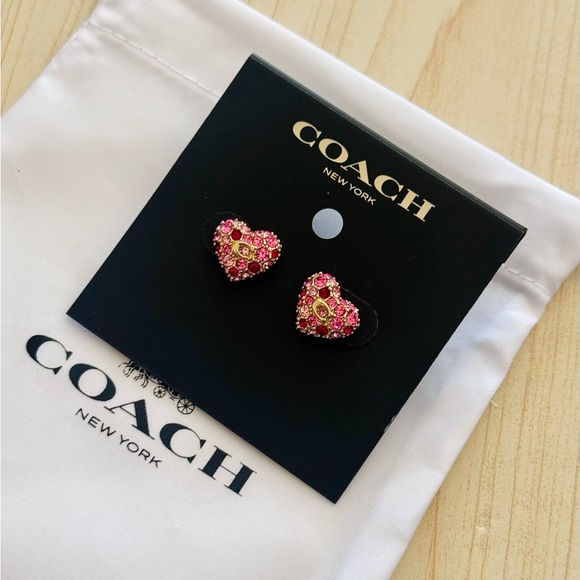 NWT Coach Pavé Heart Stud Earrings with dust bag - Picture 3 of 8